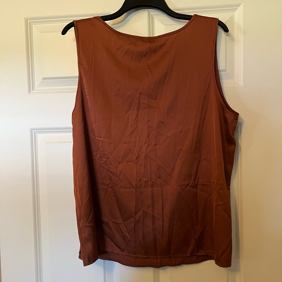 NEW! Amazon Women’s Satin Silk Tank Top with Lace Trim - Picture 3 of 5